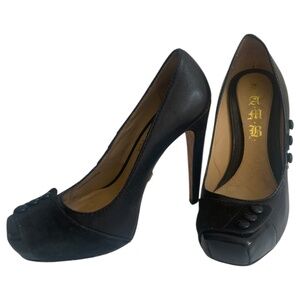 L.A.M.P. FEN Gwen Stefani Button Stiletto Heels Size 6M Leather